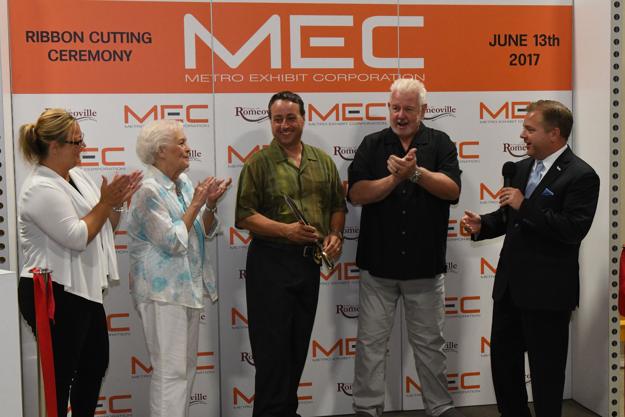 Metro Exhibit Ribbon Cutting